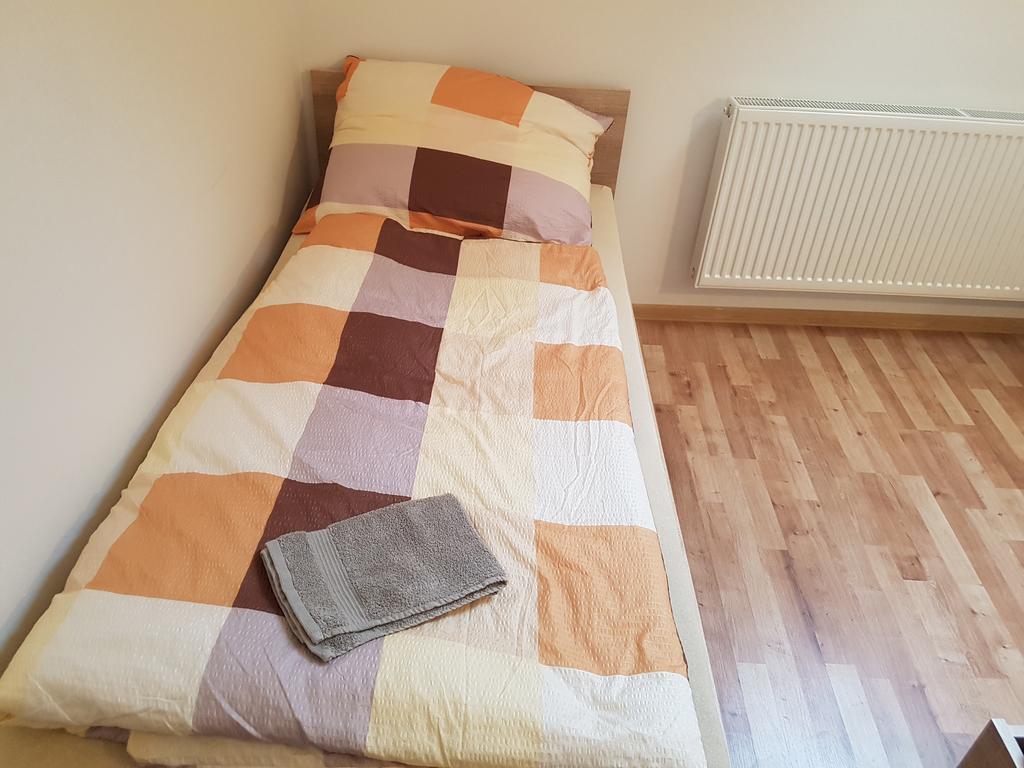 Ubytovani Zizkova Pacov Hotel Bagian luar foto