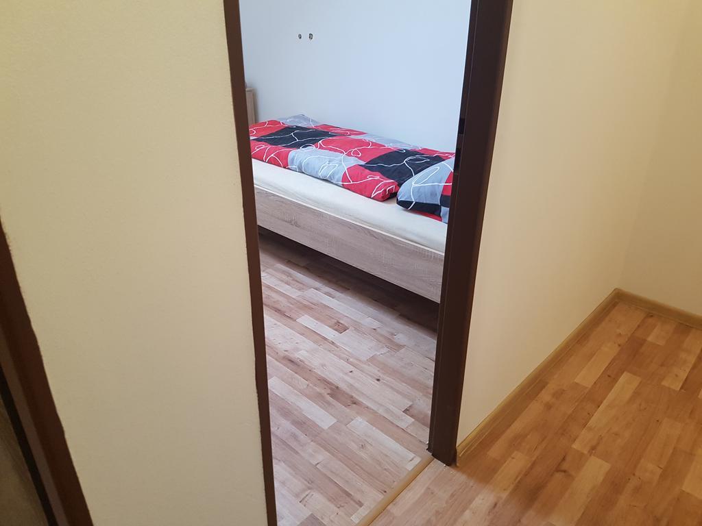 Ubytovani Zizkova Pacov Hotel Bagian luar foto